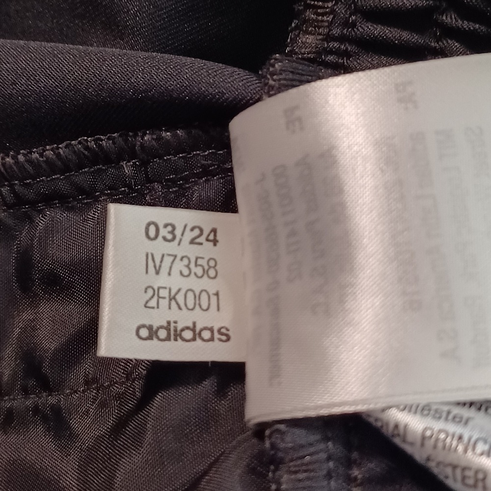 Adidas Disney Lion King Simba Cargo Track Pants Grey IV7358 Kids Size 10 S - Picture 13 of 14
